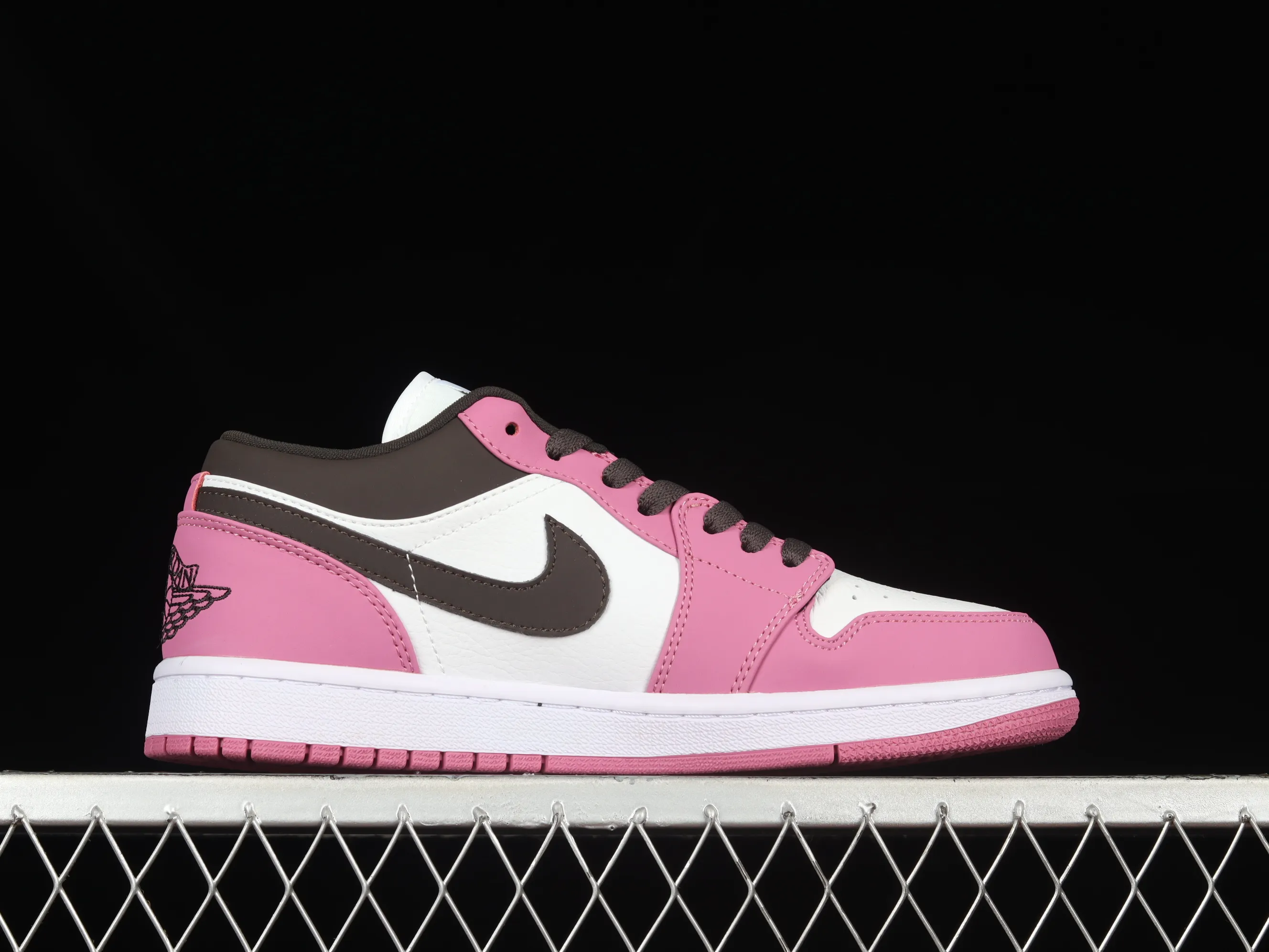 All categories Air Jordan Jordan series basketball shoes Air Jordan 1 Low Z version Air Jordan 1 Low AJ1 Joe 1 white pink black hook low-top casual sneakers DC1767-160
